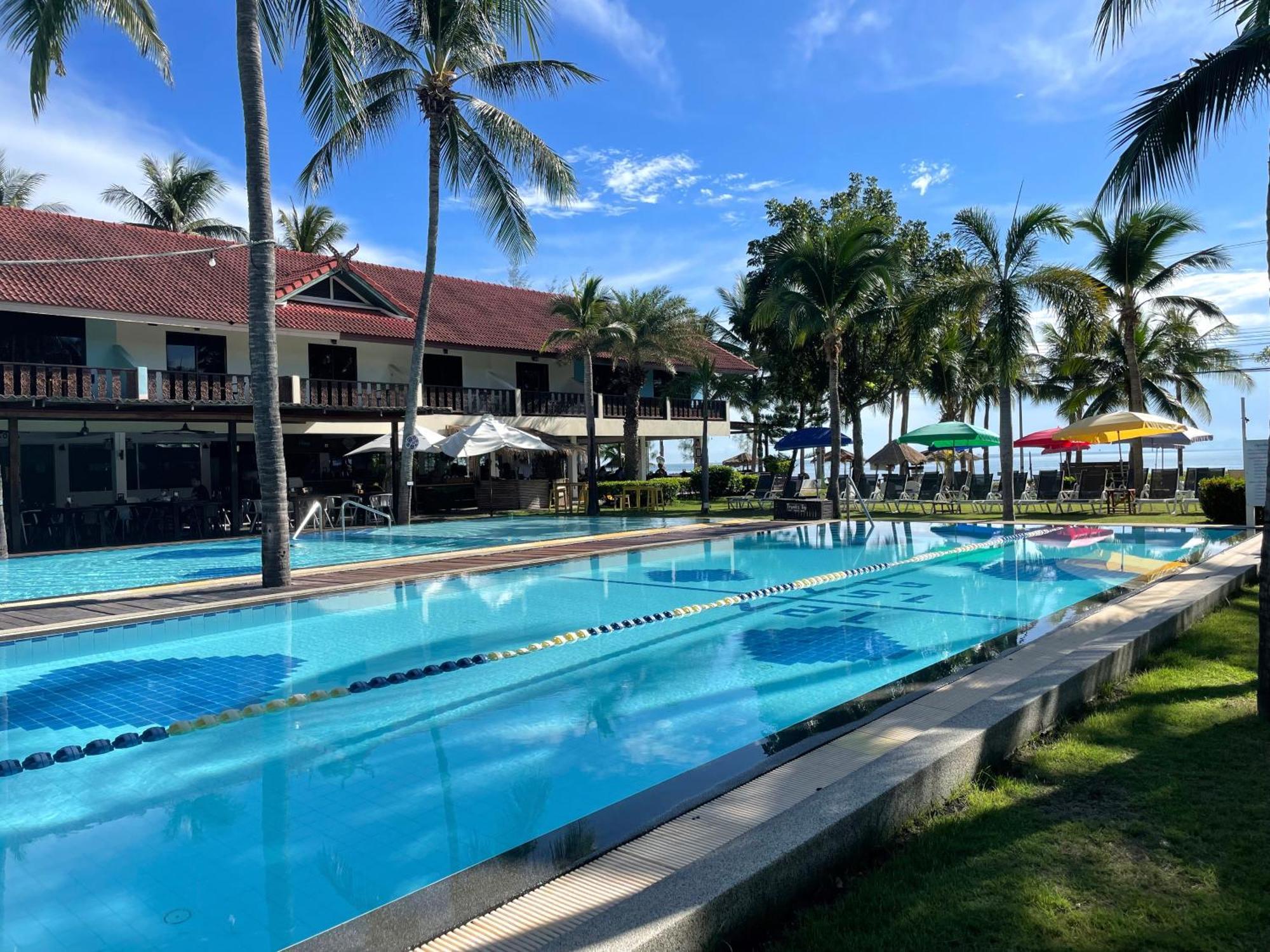 Dolphin Bay Beach Resort Сам-Рой-Йот Екстер'єр фото